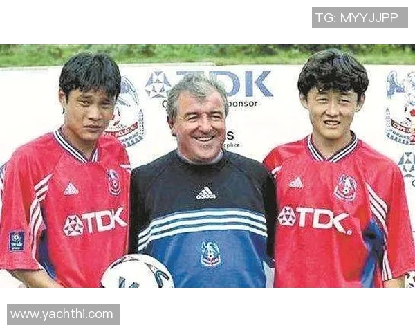 足球明星与普通人之间的亲密互动与真实故事分享